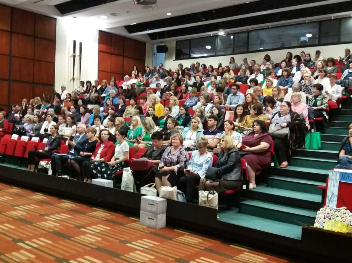 “Atitudine și Responsabilitate” la Seminarul Naţional CCDG “Parteneriat în educaţia pentru mediul înconjurător”.